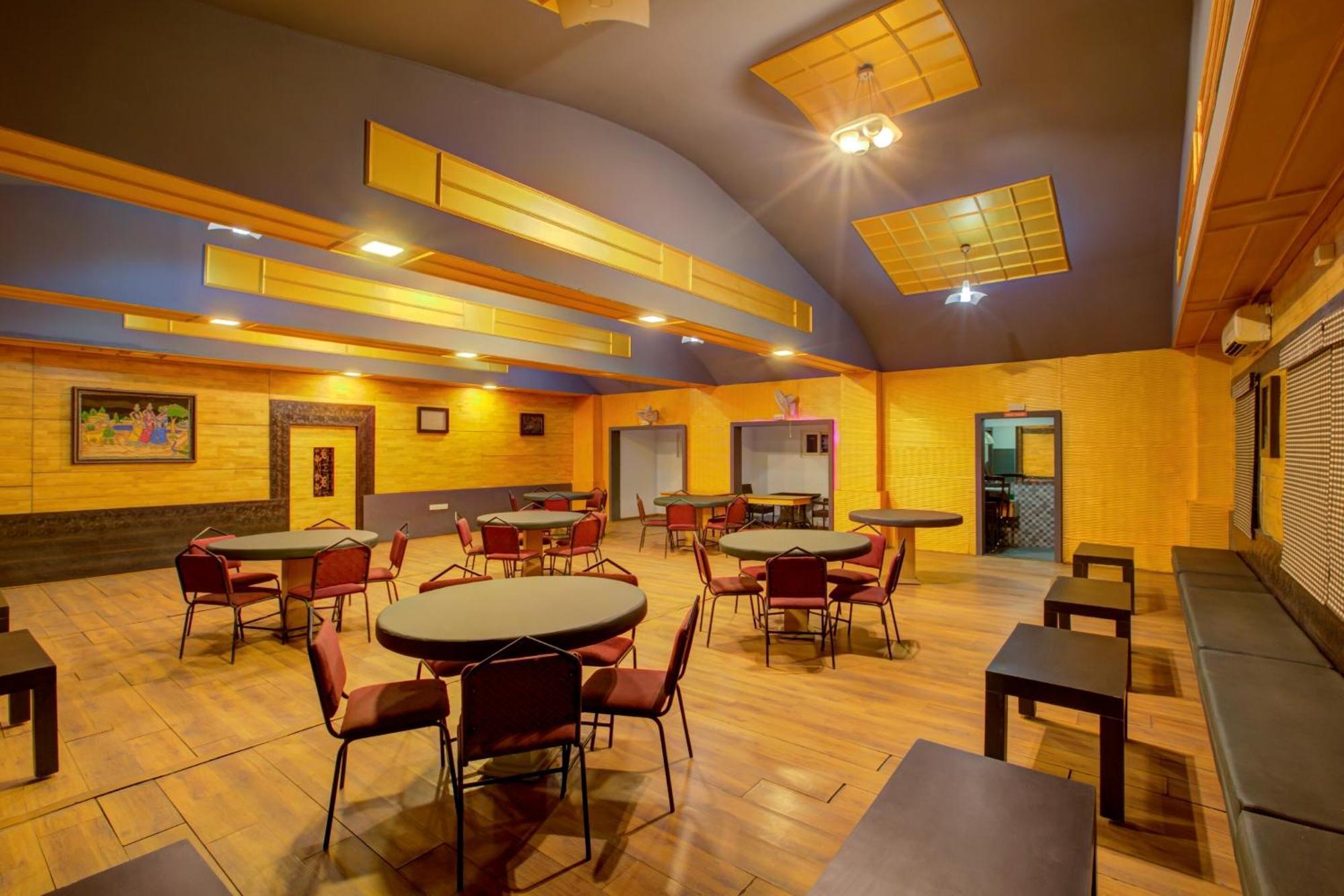 Super Townhouse Oak Jvh Hotel Bangalore Dış mekan fotoğraf