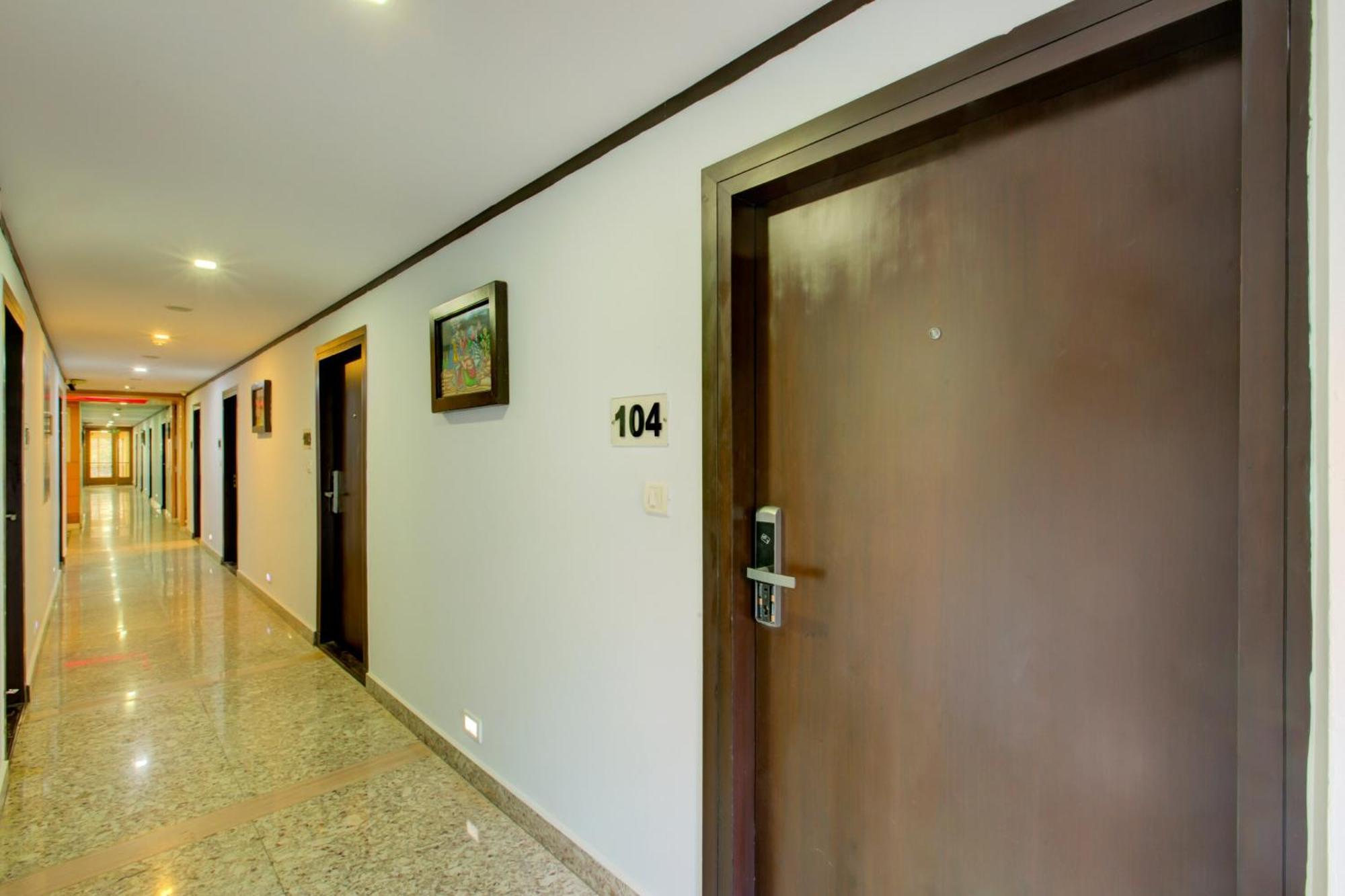 Super Townhouse Oak Jvh Hotel Bangalore Dış mekan fotoğraf