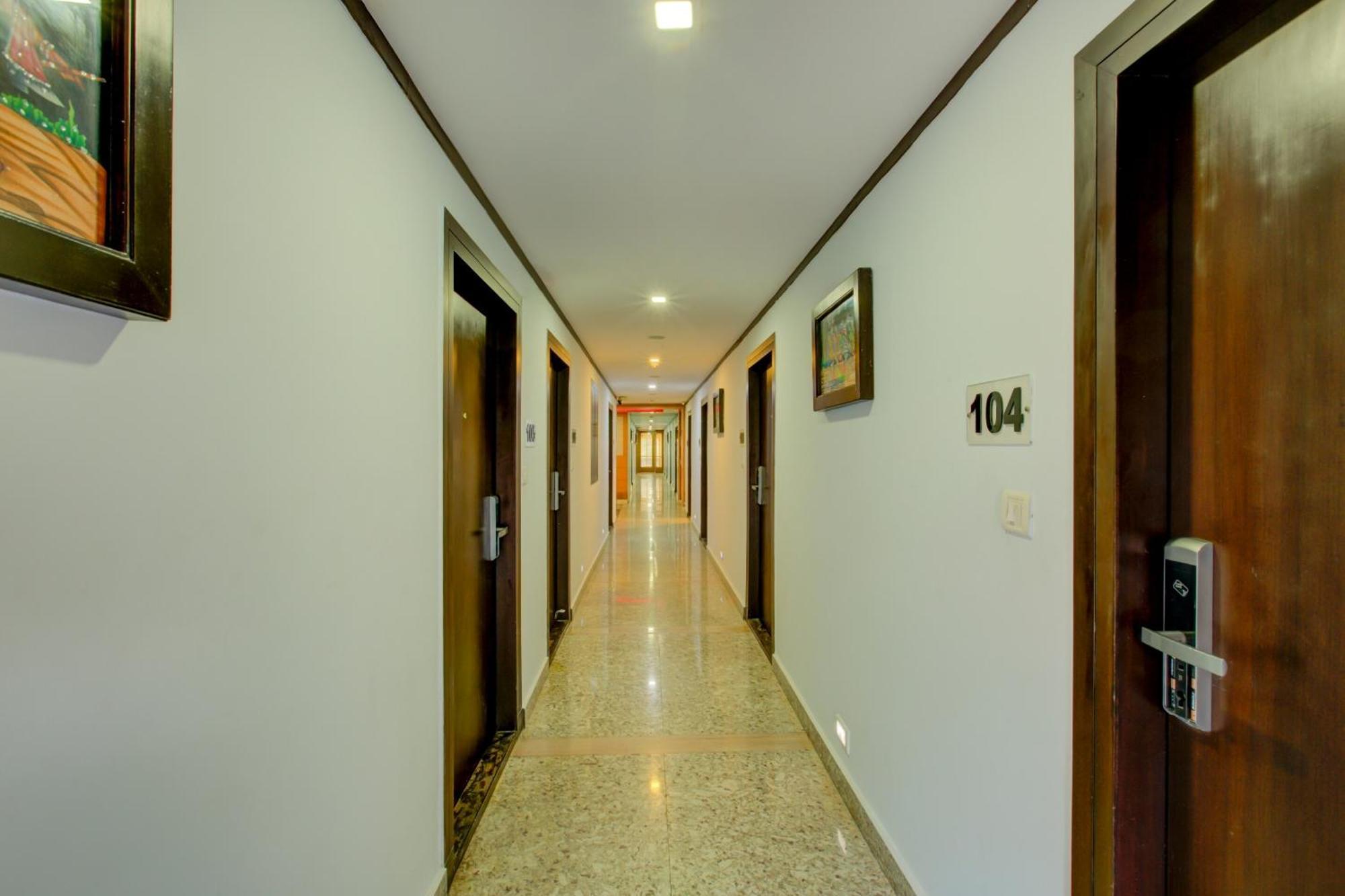 Super Townhouse Oak Jvh Hotel Bangalore Dış mekan fotoğraf